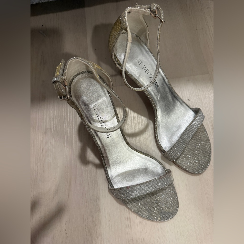 Stuart Weitzman Nunaked silver